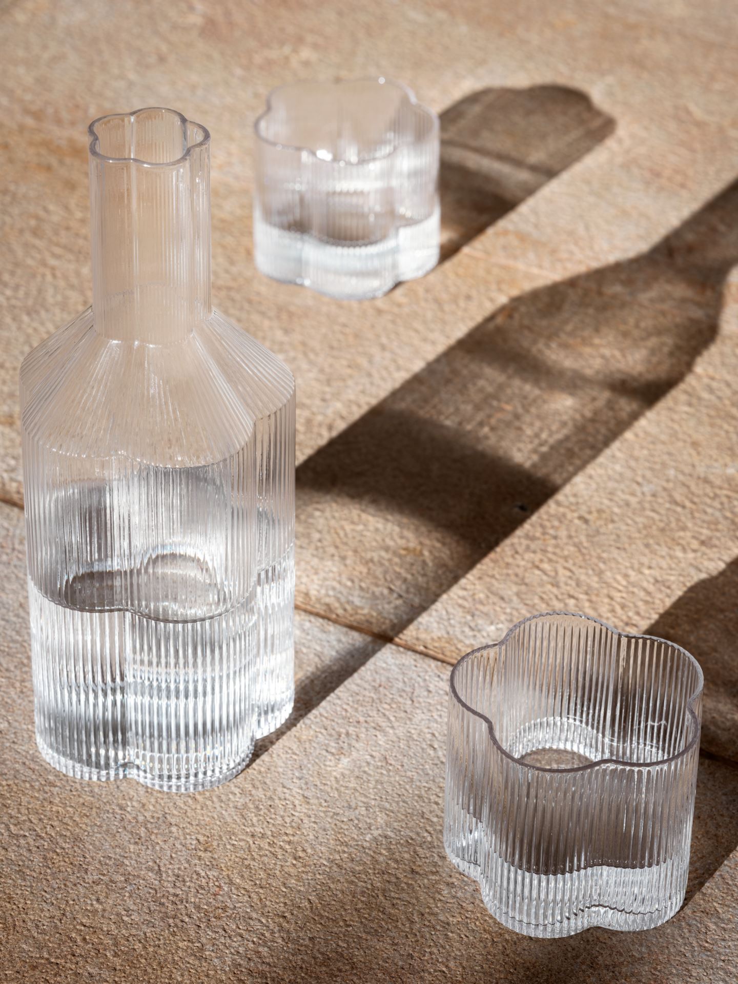 Vannkaraffel transparent - 2